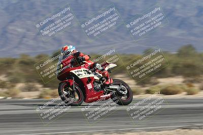 media/Oct-30-2025-Racers Edge (Thu) [[dabbdaf680]]/3-B Group/Session 4 (Turn 9 Side)/